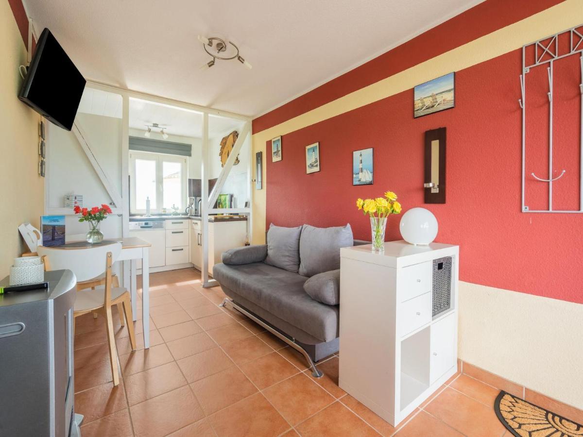 Beautiful Bungalow In Poel Near The Beach Fahrdorf  Экстерьер фото