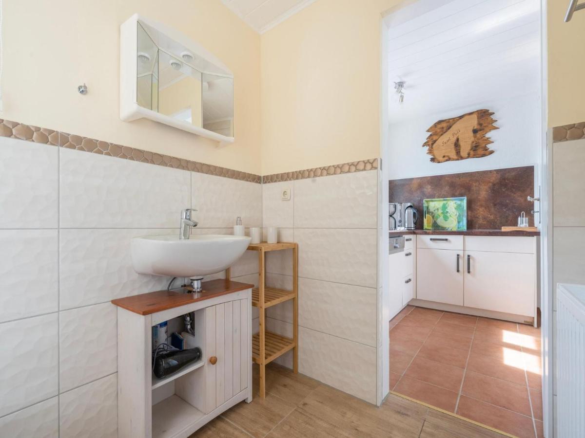 Beautiful Bungalow In Poel Near The Beach Fahrdorf  Экстерьер фото